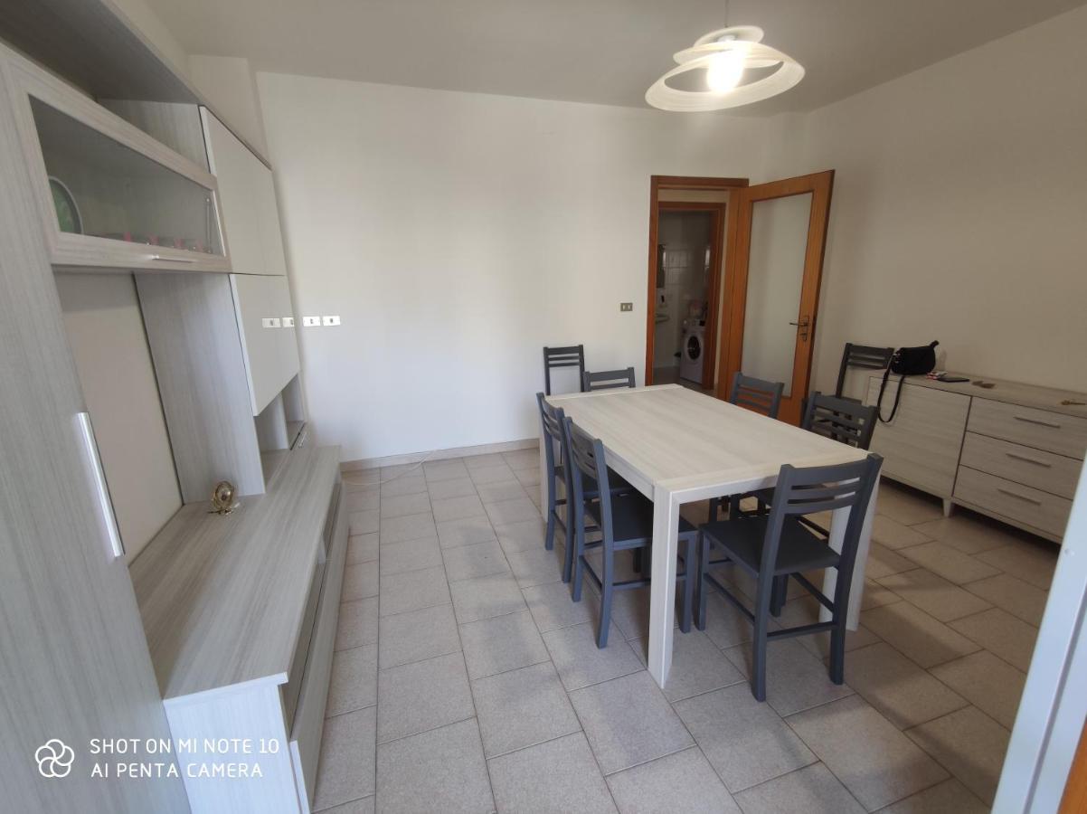 Casa Di Gigi- Comodo Appartamento In Galatina Eksteriør bilde