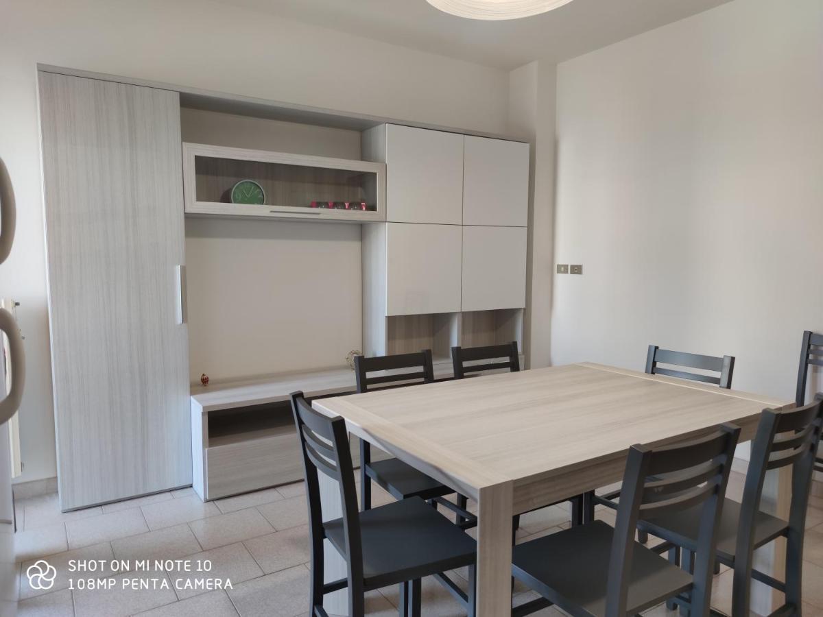 Casa Di Gigi- Comodo Appartamento In Galatina Eksteriør bilde